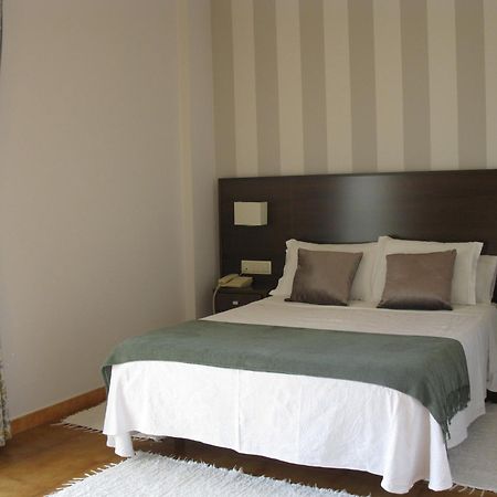סנשנשו Hotel Troncoso מראה חיצוני תמונה