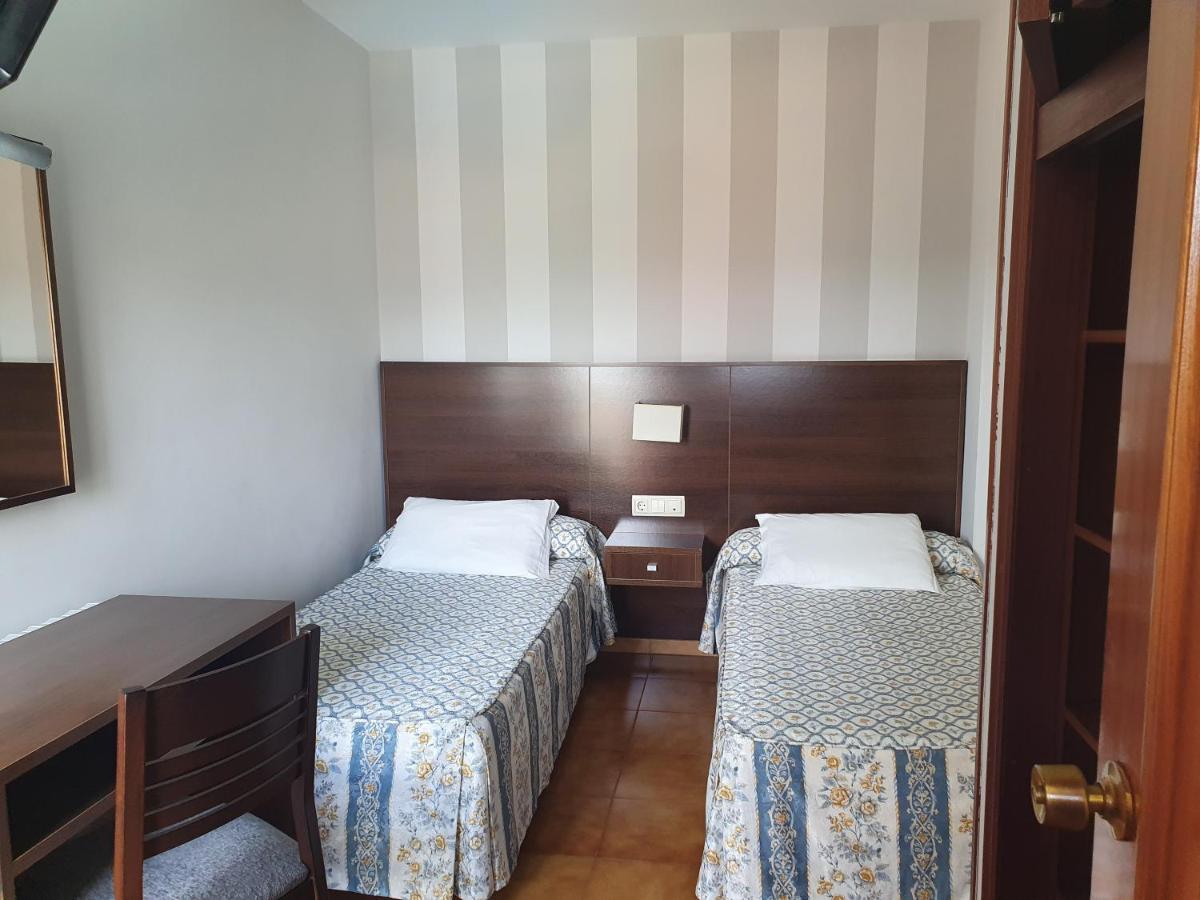 סנשנשו Hotel Troncoso מראה חיצוני תמונה