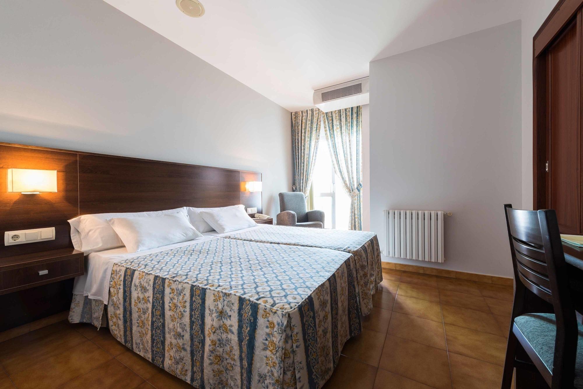 סנשנשו Hotel Troncoso מראה חיצוני תמונה
