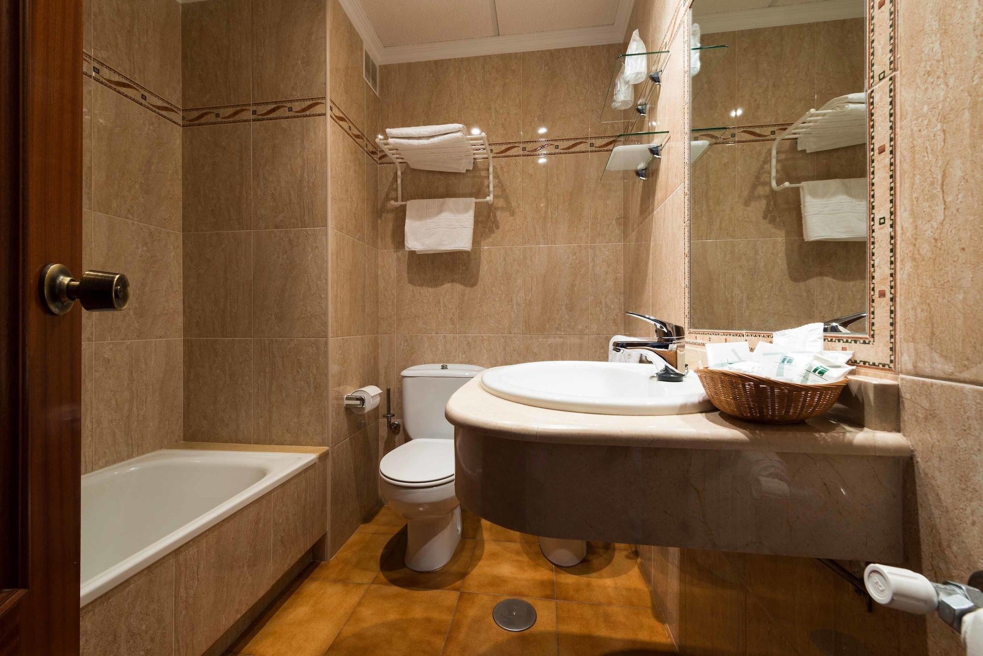 סנשנשו Hotel Troncoso מראה חיצוני תמונה