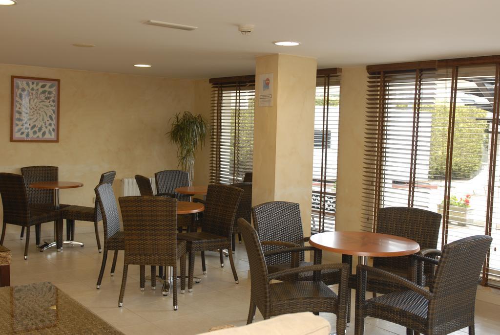 סנשנשו Hotel Troncoso מראה חיצוני תמונה